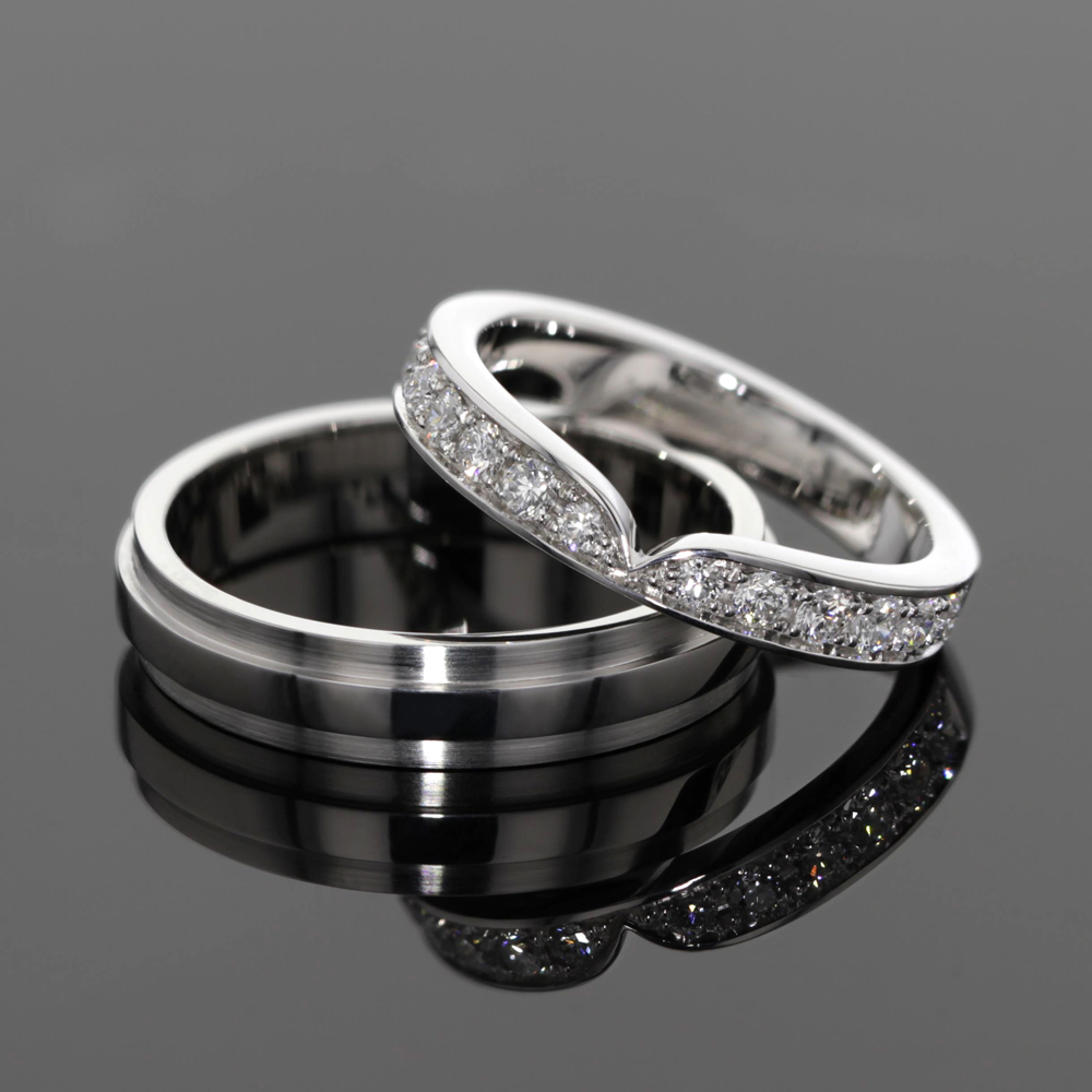 White gold wedding rings with diamonds, Mauritius