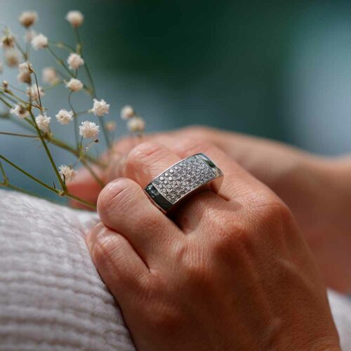 Diamond pave ring in white gold