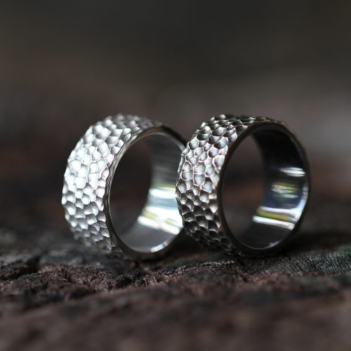 Rings in silver and oxidised silver with lava texture