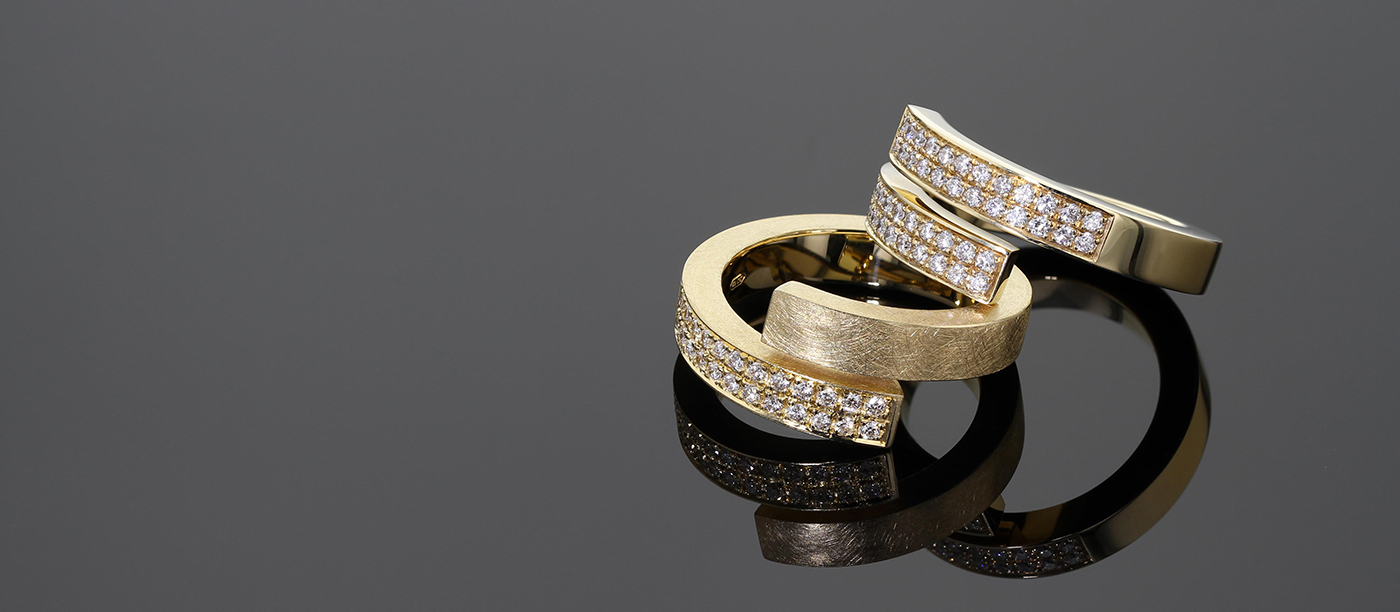 Exclusive gold rings made in Mauritius