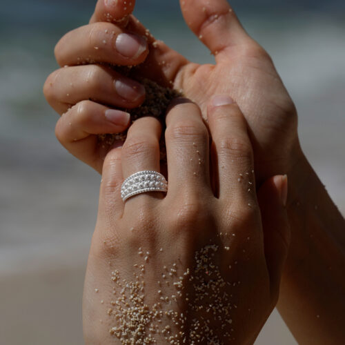 Delicate ring in sterling silver with fine sea urchin textures