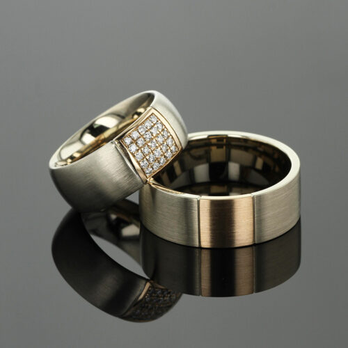 Big and bold wedding bands in 18ct gold