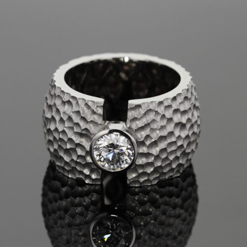 18ct white gold ring with a 1ct lab grown diamond and rock texture