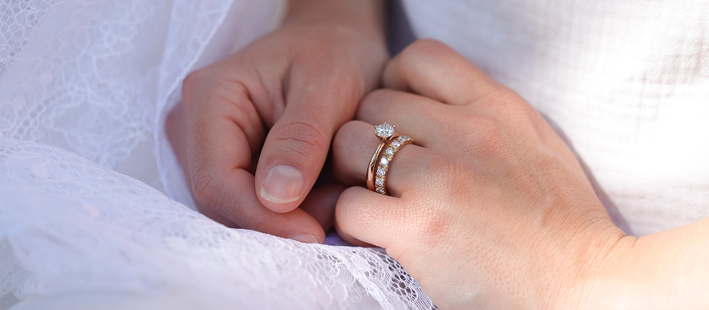 Diamond wedding band