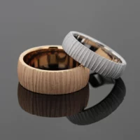 Wedding rings with rill textures